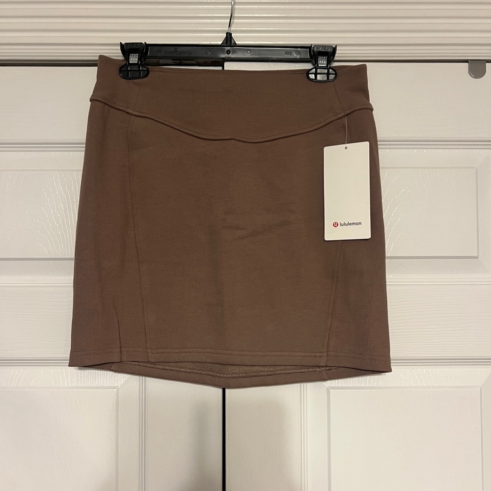 NWT Lululemon Scuba HR Mini Skirt